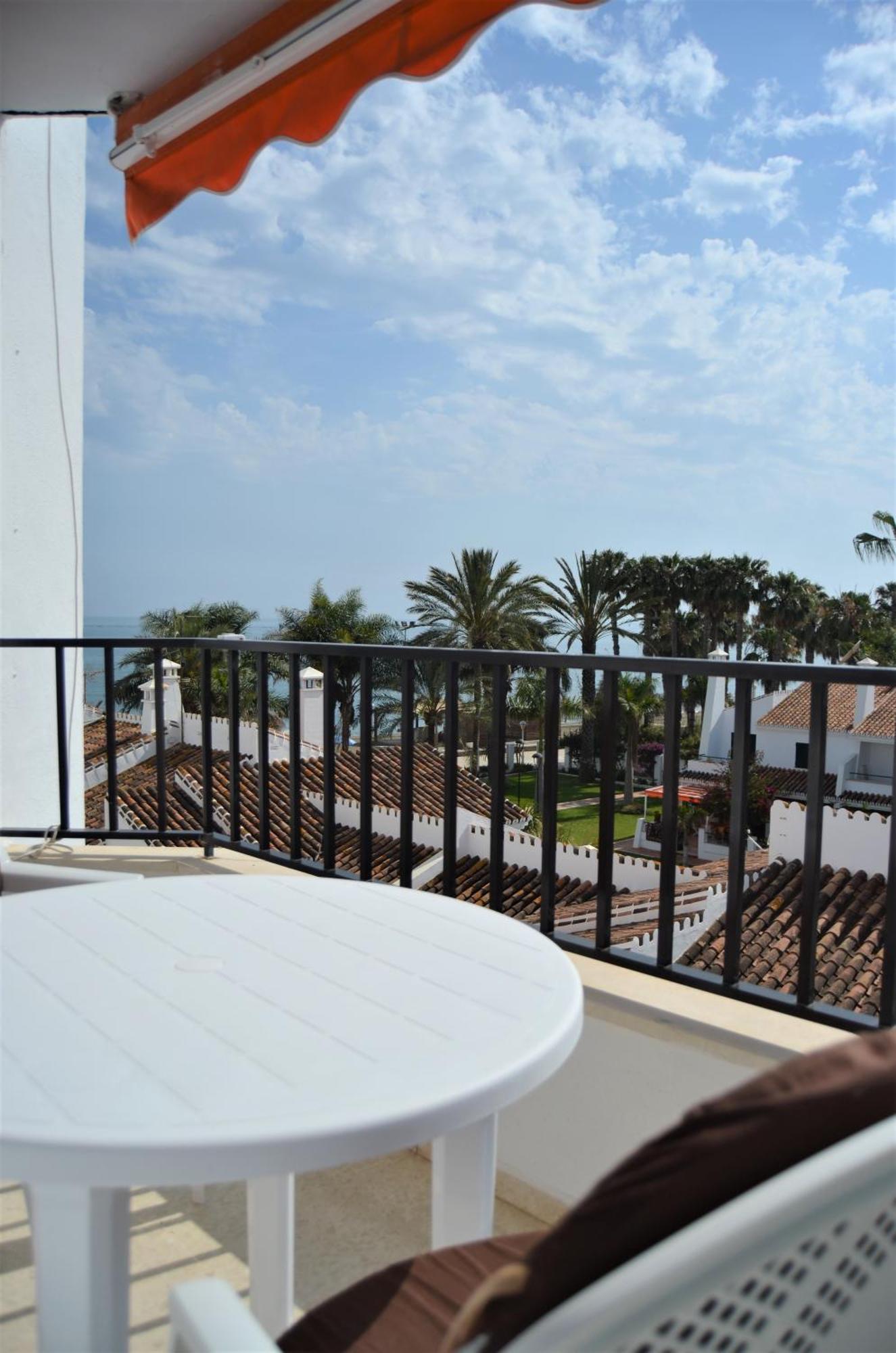 Terrasol Piramides Puerto Blanco Apartment Caleta De Velez Exterior foto